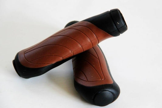 CHWYT KIER. D2-TC-G142 135/135mm CZARNO-BRĄZOWY